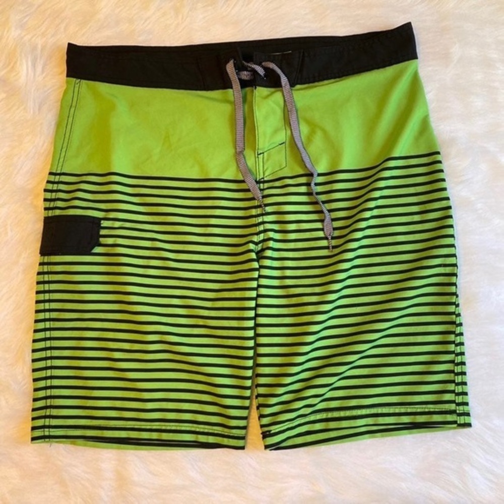 Carbon Board Shorts Mens Size 38‎ Green Black Stripe Swimsuit